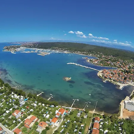 Tatil Evi Front In